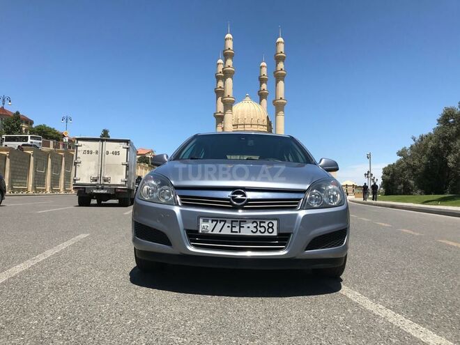 Opel Astra 2010, 182,900 km - 1.3 l - Bakı