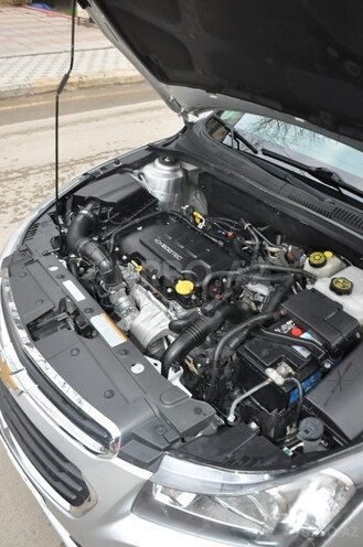Chevrolet Cruze 2015, 365,000 km - 1.4 l - Liman