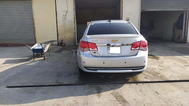 Chevrolet Cruze 2015, 365,000 km - 1.4 l - Liman