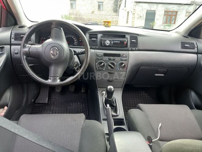 Toyota Corolla 2006, 240,000 km - 1.4 л - Bakı