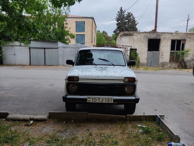 LADA (VAZ) Niva 2003, 270,000 km - 1.7 l - Bakı
