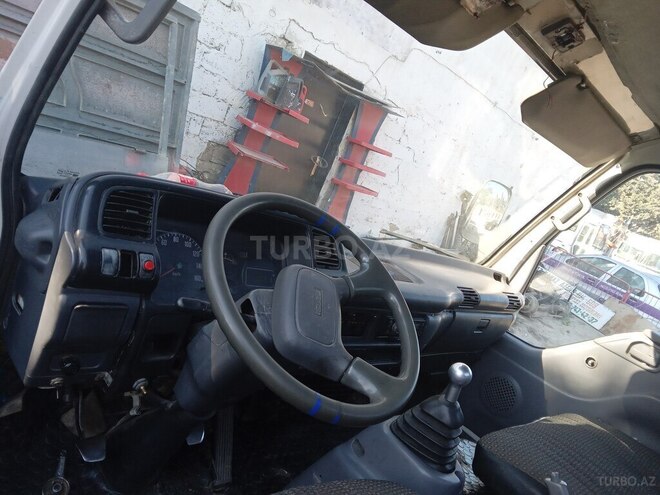 Isuzu NPR 66 L 2008, 589,852 km - 4.3 л - Bakı