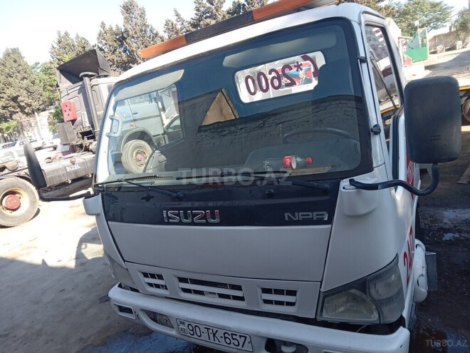 Isuzu NPR 66 L 2008, 589,852 km - 4.3 л - Bakı
