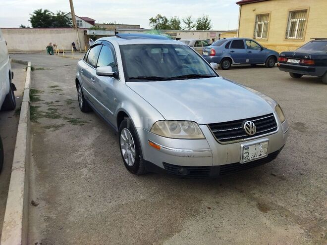Volkswagen Passat 2001, 410,000 km - 1.8 л - Bakı