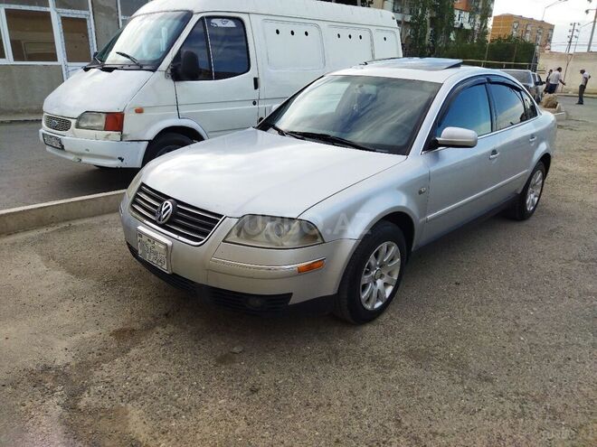 Volkswagen Passat 2001, 410,000 km - 1.8 л - Bakı