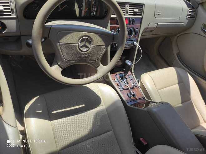 Mercedes C 230 1999, 250,000 km - 2.3 l - Qax