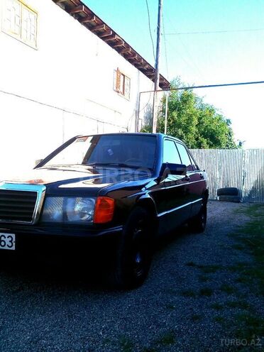 Mercedes 190 1988, 324,000 km - 1.8 л - Bakı