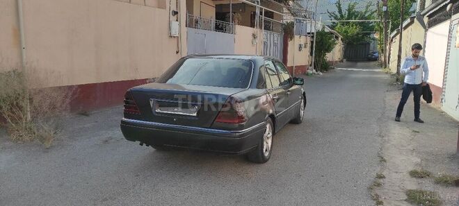 Mercedes C 220 1995, 310,000 km - 2.2 l - Bakı