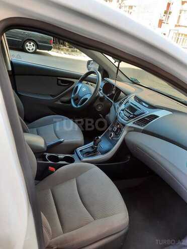 Hyundai Elantra 2015, 126,000 km - 1.8 л - Bakı