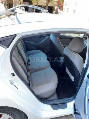 Hyundai Elantra 2015, 126,000 km - 1.8 л - Bakı