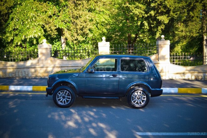 LADA (VAZ) Niva 2019, 34,000 km - 1.7 л - Zaqatala