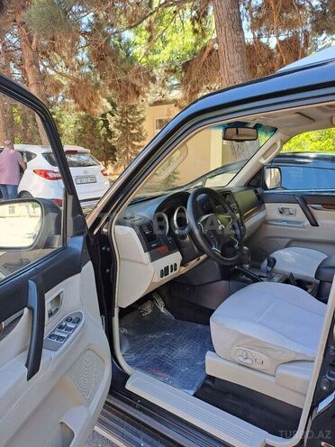 Mitsubishi Pajero 2008, 180,000 km - 3.0 l - Bakı