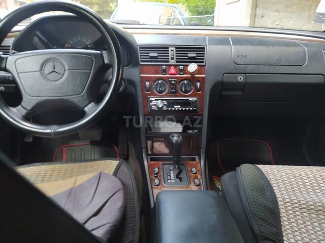 Mercedes C 180 1996, 290,000 km - 1.8 l - Bakı