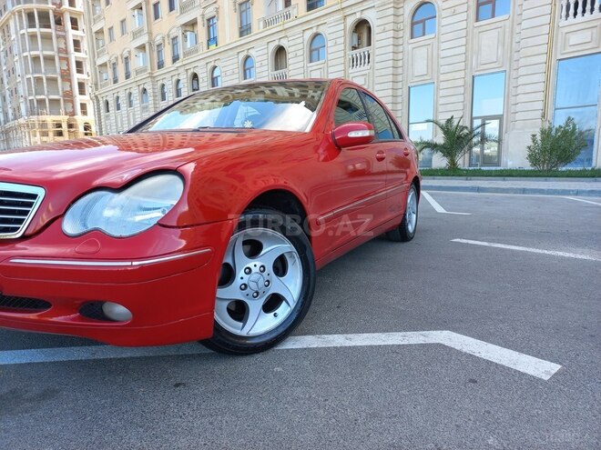Mercedes C 200 2002, 320,000 km - 2.0 l - Sumqayıt