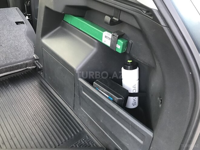 Skoda Fabia 2015, 141,800 km - 1.2 l - Bakı