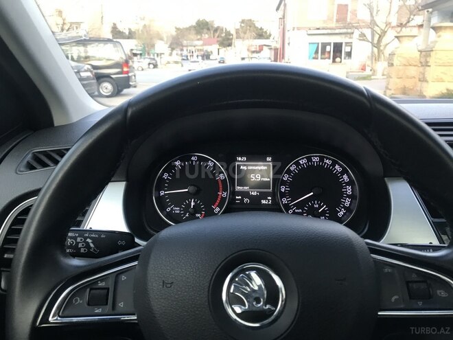 Skoda Fabia 2015, 141,800 km - 1.2 l - Bakı