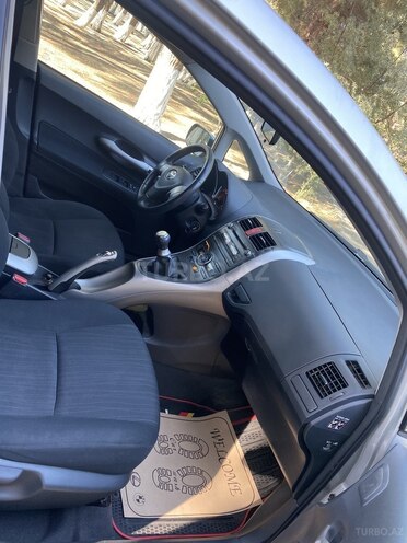 Toyota Auris 2008, 230,000 km - 1.4 l - Sumqayıt