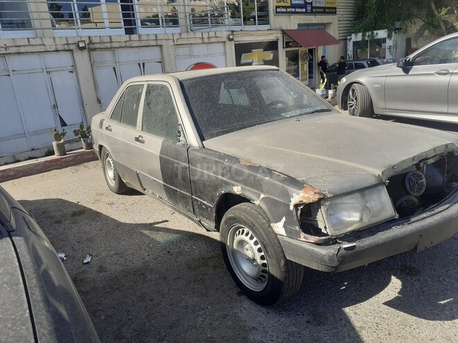 Mercedes 190 1990, 385,632 km - 2.0 l - Bakı