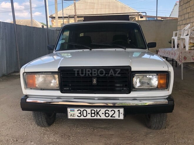 LADA (VAZ) 2107 2004, 225,000 km - 1.6 l - Yevlax