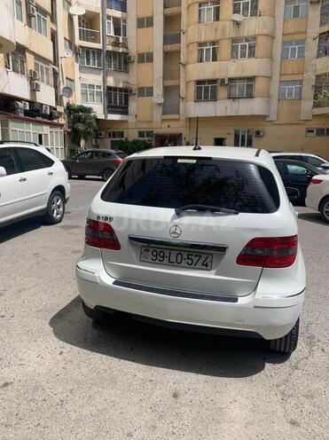 Mercedes B 180 2011, 168,000 km - 1.7 l - Bakı