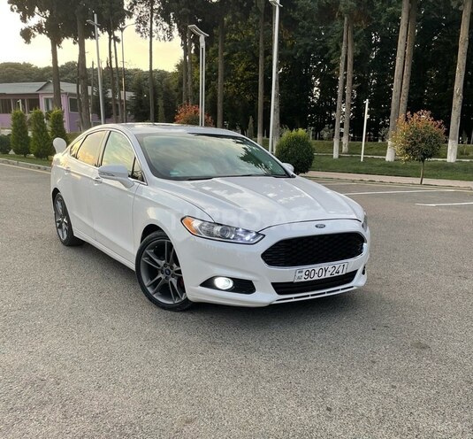 Ford Fusion 2013, 145,000 km - 2.0 л - Masallı