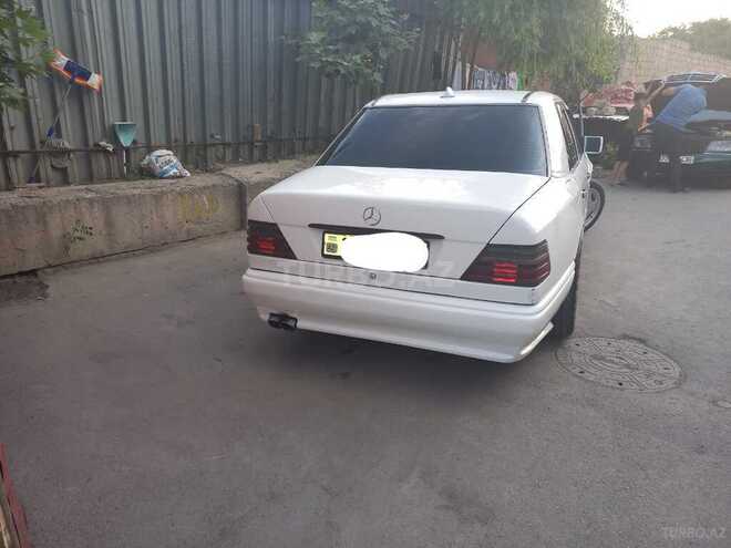 Mercedes E 200 1995, 500,000 km - 2.0 l - Bakı
