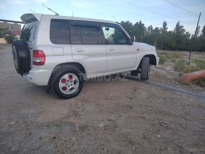 Mitsubishi Pajero io 2001, 241,000 km - 2.0 л - Bakı