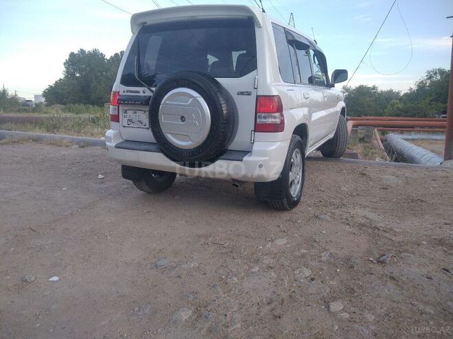 Mitsubishi Pajero io 2001, 241,000 km - 2.0 л - Bakı