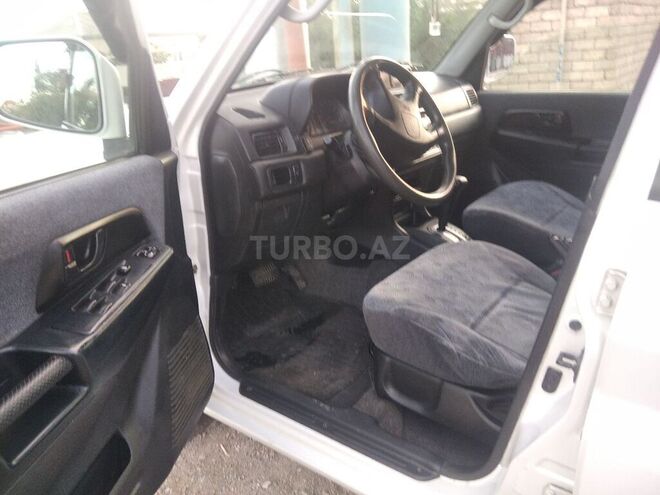 Mitsubishi Pajero io 2001, 241,000 km - 2.0 л - Bakı