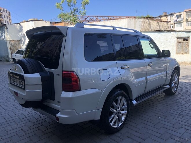 Mitsubishi Pajero 2007, 251,557 km - 3.0 l - Bakı
