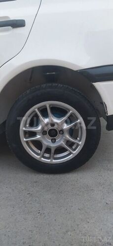 Volkswagen Golf 1993, 196,321 km - 1.4 л - Xırdalan