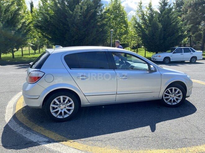 Opel Astra 2004, 188,000 km - 1.4 l - Bakı