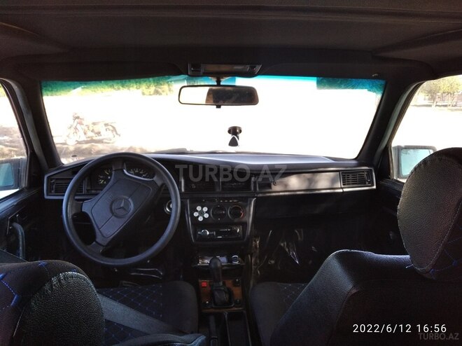 Mercedes 190 1989, 125,110 km - 2.0 l - Salyan