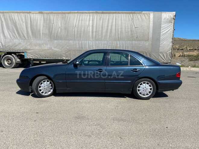 Mercedes E 270 1999, 307,000 km - 2.7 l - Bakı