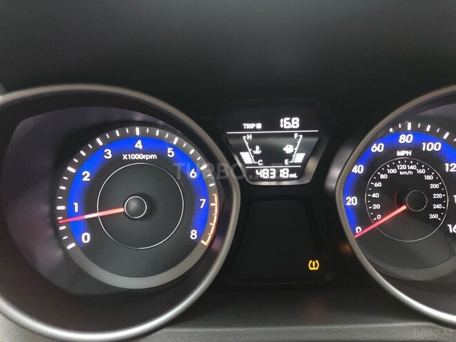 Hyundai Elantra 2015, 49,500 km - 2.0 л - Bakı