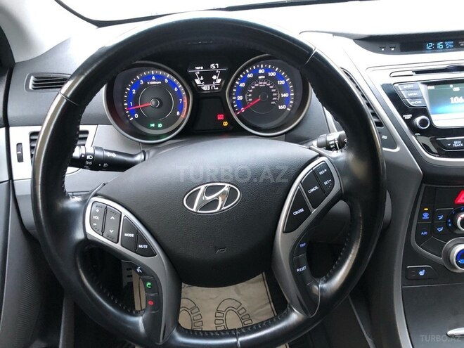 Hyundai Elantra 2015, 49,500 km - 2.0 л - Bakı