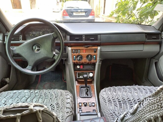 Mercedes E 250 1994, 374,025 km - 2.5 л - Bakı