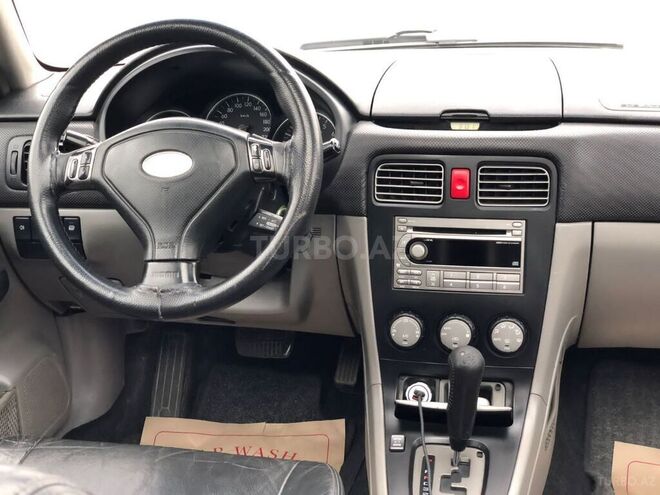 Subaru Forester 2006, 235,200 km - 2.0 l - Bakı