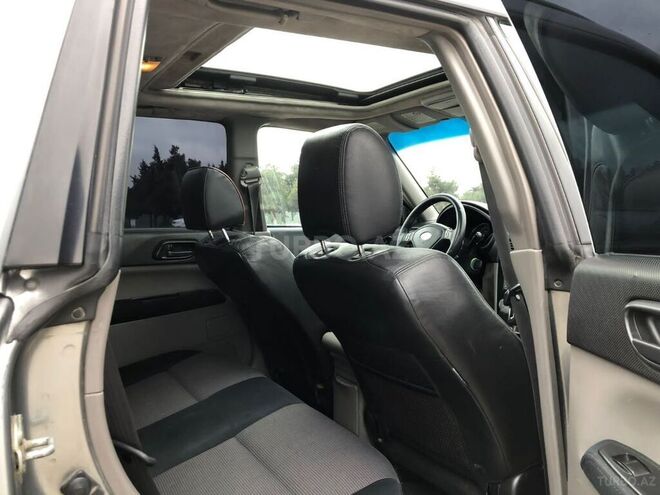 Subaru Forester 2006, 235,200 km - 2.0 l - Bakı
