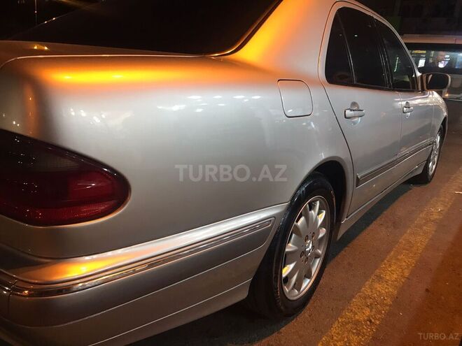 Mercedes E 240 2000, 390,000 km - 2.4 l - Bakı