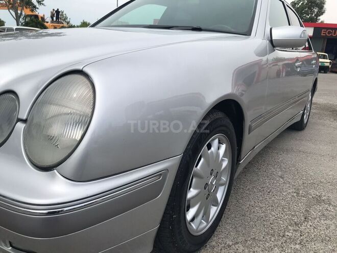 Mercedes E 240 2000, 390,000 km - 2.4 l - Bakı