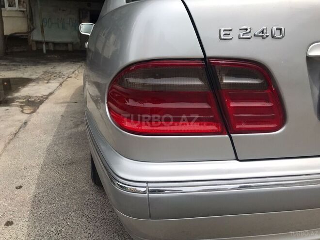 Mercedes E 240 2000, 390,000 km - 2.4 l - Bakı
