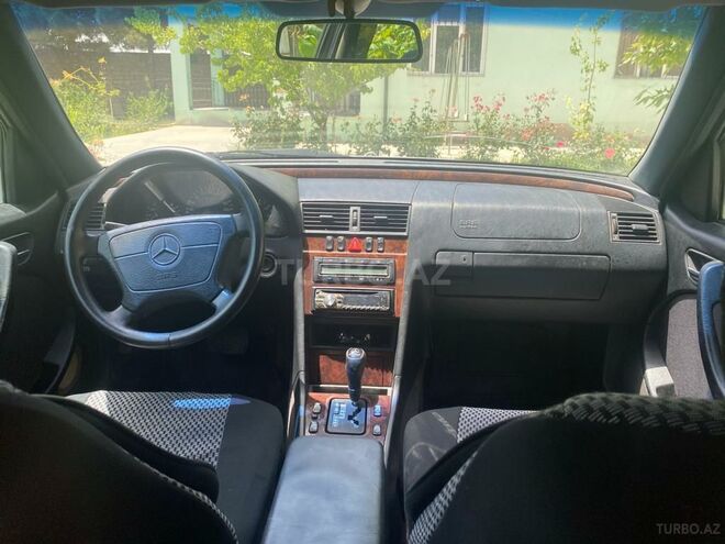Mercedes C 180 1997, 245,000 km - 1.8 l - Bakı