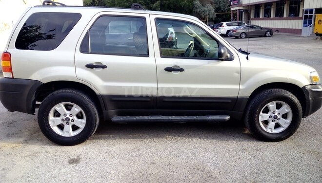 Ford Escape 2005, 294,510 km - 3.0 l - Bakı