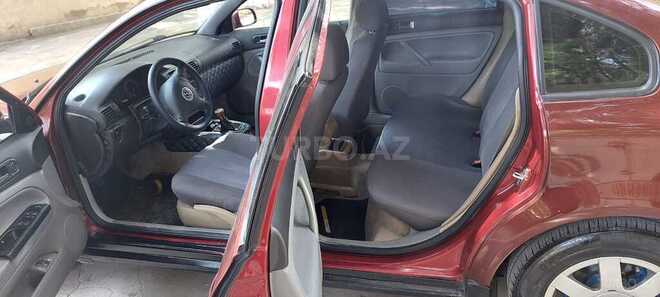 Volkswagen Passat 1998, 252,525 km - 1.8 l - Sumqayıt