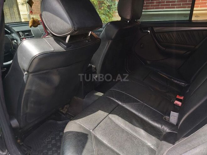 Mercedes C 230 1999, 333,000 km - 2.3 l - Bakı