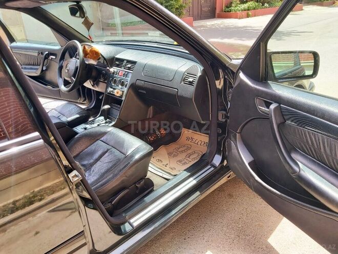 Mercedes C 230 1999, 333,000 km - 2.3 l - Bakı