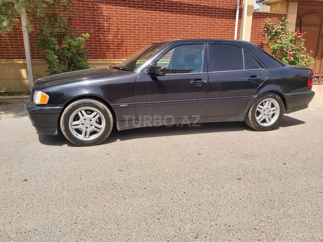 Mercedes C 230 1999, 333,000 km - 2.3 l - Bakı