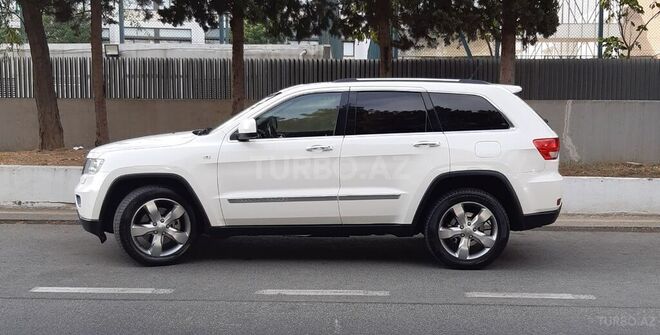 Jeep Grand Cherokee 2012, 132,000 km - 3.6 л - Bakı