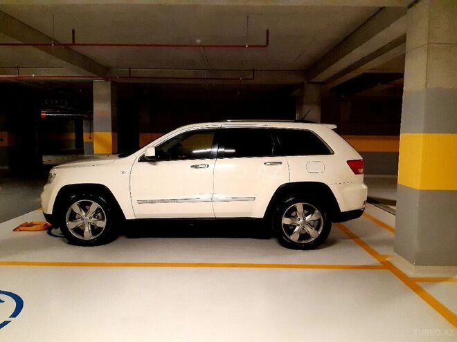 Jeep Grand Cherokee 2012, 132,000 km - 3.6 л - Bakı